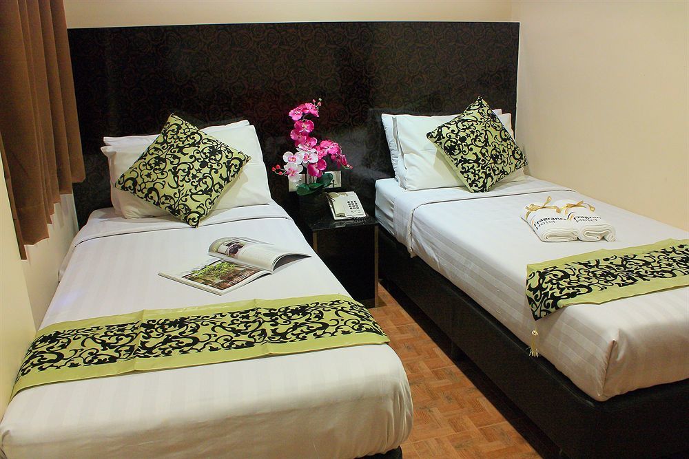 Ibis Budget Singapore Emerald Exterior foto